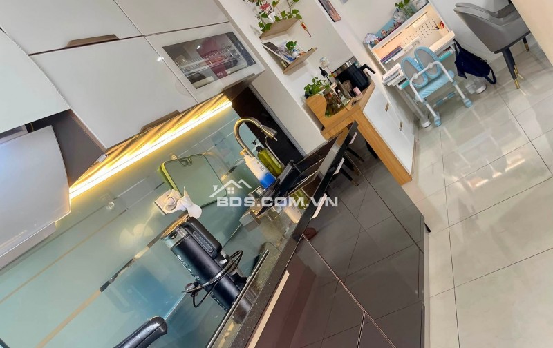 Chính chủ cần bán chung cư FLC tropical Hà Khánh 950 triệu